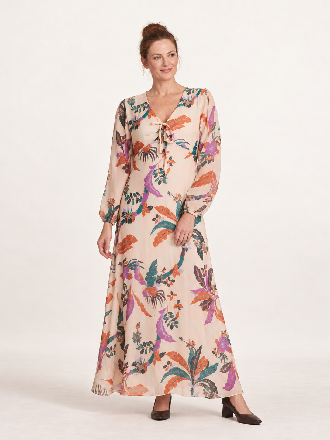 Blush Print viscose silk maxi dress — second-model