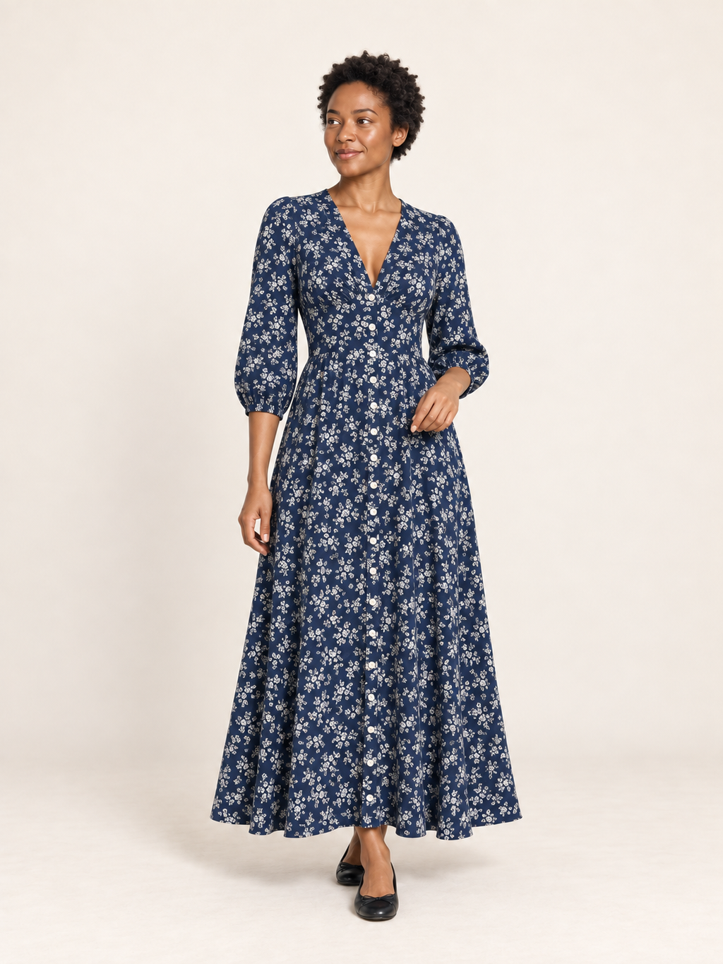 Ditsy Floral Button-Through Maxi Dress – Navy Floral – second model
